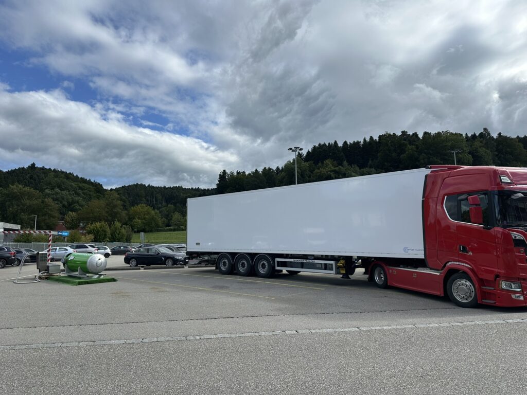 Semirimorchio azoto liquido trasporto criogenico
